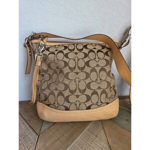 Vintage 2005 Coach 9362 Khaki Jacquard Signature Leather Shoulder Crossbody‎ Bag